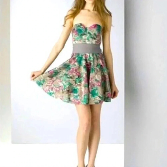 Elizabeth and James Silk Blend Watercolor Floral Strapless Dress Size 2 XS - Picture 1 of 8